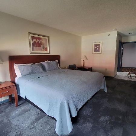 Countryside Inn Nappanee Esterno foto