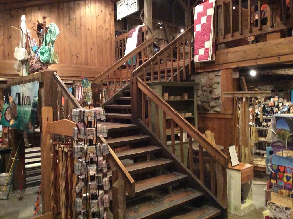 Countryside Inn Nappanee Esterno foto