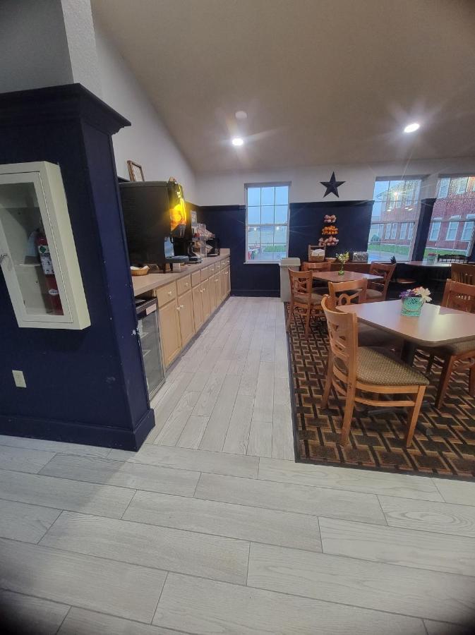 Countryside Inn Nappanee Esterno foto