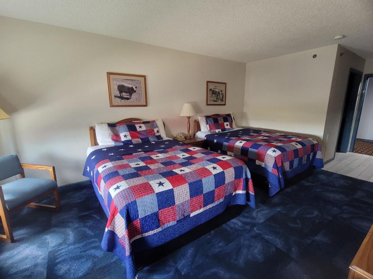 Countryside Inn Nappanee Esterno foto