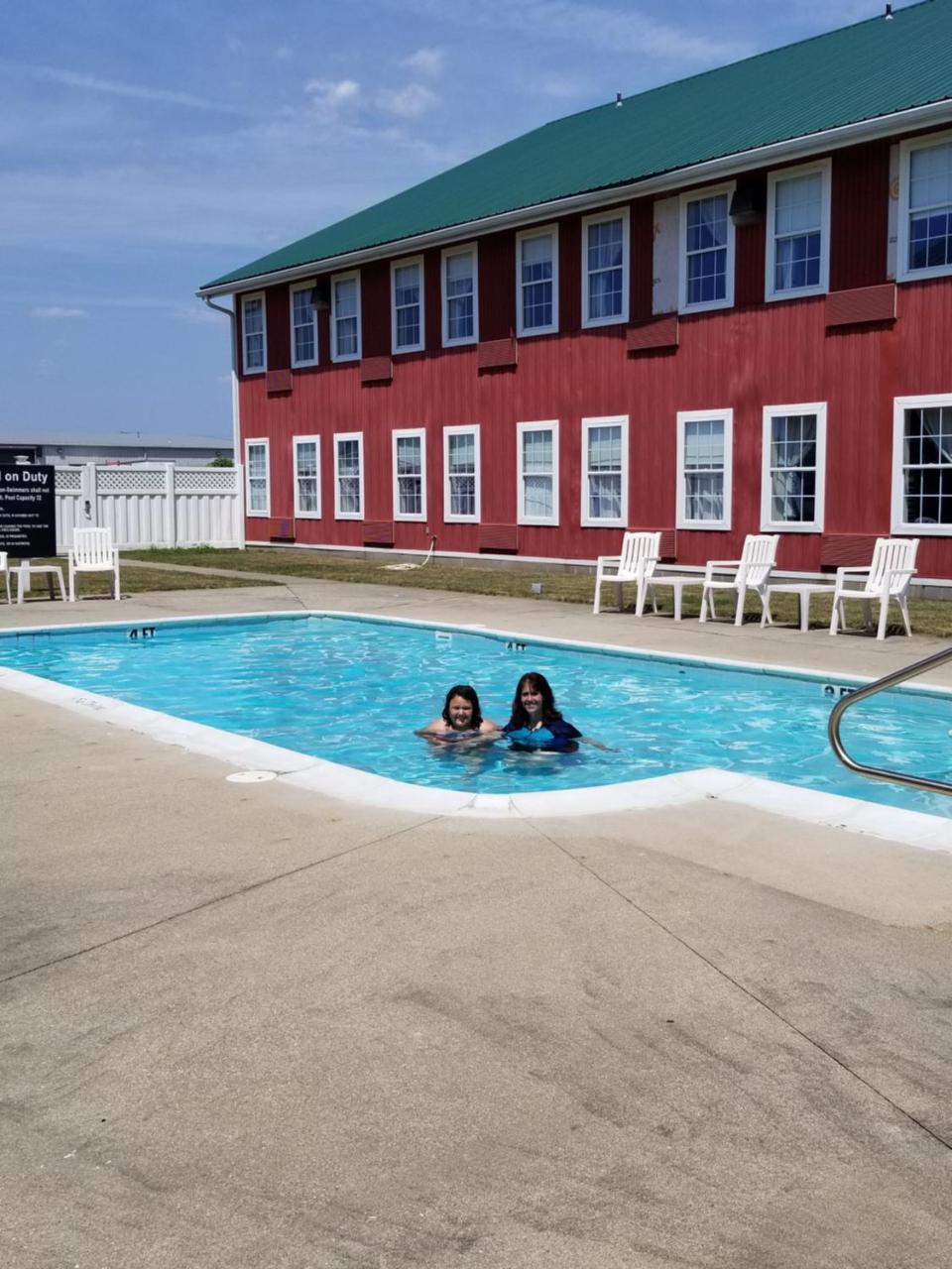 Countryside Inn Nappanee Esterno foto